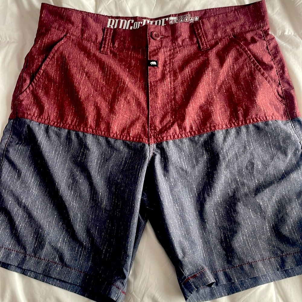 Mens swim trunks Ring of Fire flex stretch size 32